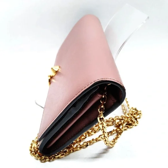 Fendi Leather Chain wallet